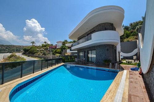 Вилла в Алании, Турция, 240 м2 фото 1
