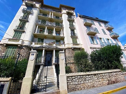 Апартаменты в Каннах, Франция, 77 м2 фото 1