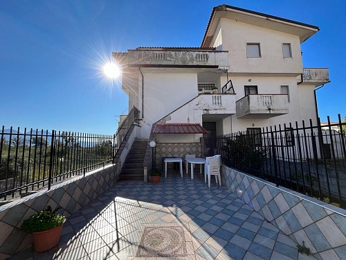 Вилла в Скалее, Италия, 125 м2 фото 1