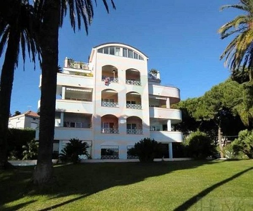 Апартаменты в Сан-Ремо, Италия, 100 м2 фото 1