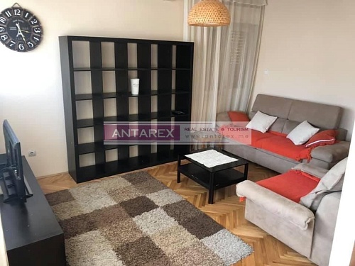 Апартаменты в Тивате, Черногория, 70 м2 фото 1