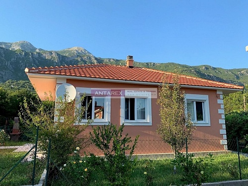Вилла в Зеленике, Черногория, 71 м2 фото 1