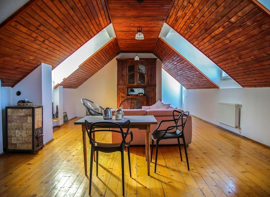 Дом в Тбилиси, Грузия, 498 м2