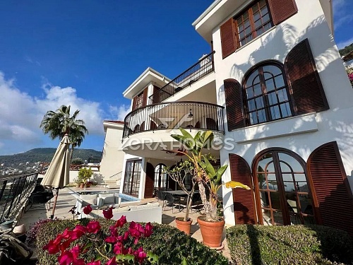 Вилла в Алании, Турция, 390 м2 фото 1