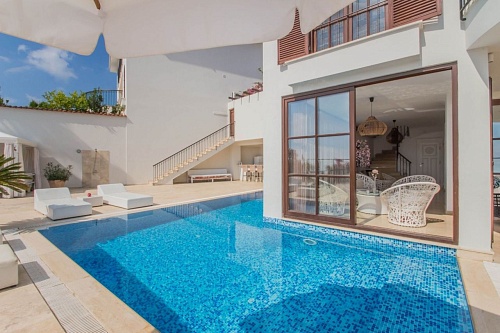 Вилла в Алании, Турция, 390 м2 фото 1