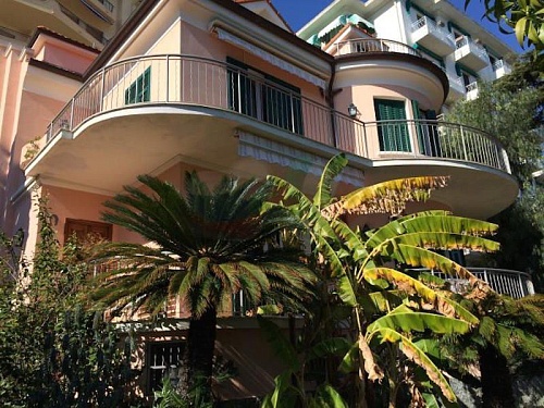 Вилла в Сан-Ремо, Италия, 290 м2 фото 1