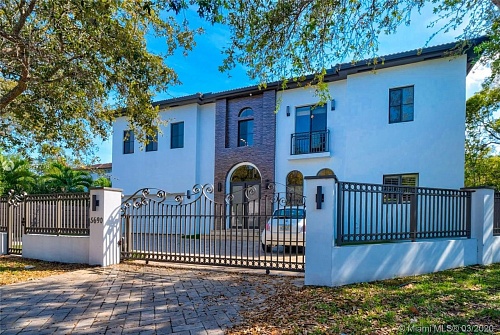 Вилла в Майами, США, 350 м2 фото 1