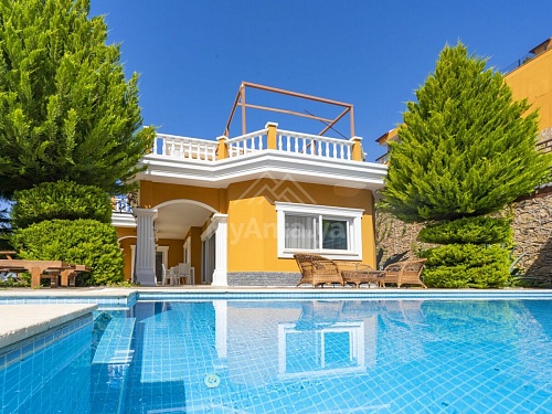 Вилла в Алании, Турция, 300 м2 фото 1