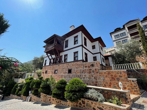 Вилла в Алании, Турция, 480 м2 фото 1