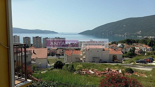 Апартаменты в Игало, Черногория, 50 м2 фото 1