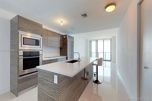 Квартира в Майами, США, 90 м2 фото 1