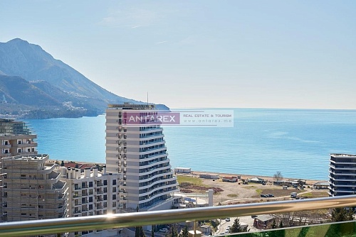 Апартаменты в Бечичи, Черногория, 85 м2 фото 1