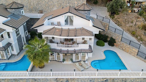 Вилла в Алании, Турция, 350 м2 фото 1