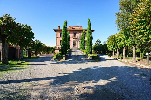Вилла в Кортоне, Италия, 838.8 м2 фото 1