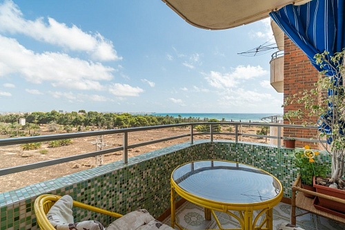Апартаменты в Пунта Приме, Испания, 68 м2 фото 1