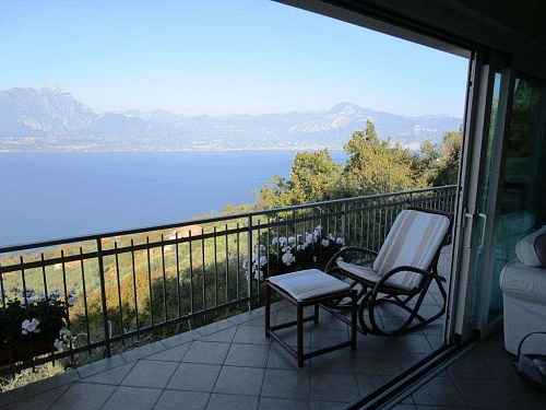 Квартира у озера Гарда, Италия, 118 м2 фото 1