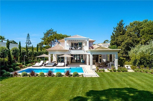 Вилла Квинта-до-Лаго, Португалия, 270 м2 фото 1