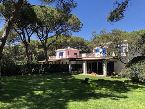 Вилла в Роккамаре, Италия, 400 м2 фото 1