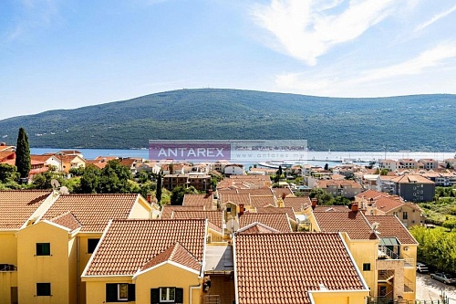 Апартаменты в Дженовичах, Черногория, 69.5 м2 фото 1