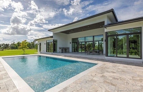 Вилла в Майами, США, 600 м2 фото 1