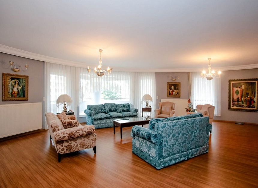 Квартира в Анталии, Турция, 360 м2