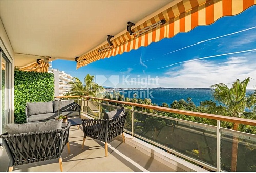 Апартаменты в Каннах, Франция, 100 м2 фото 1