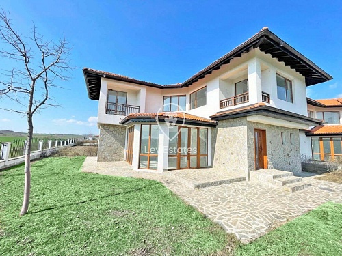 Дом Floral Meadows, Болгария, 179 м2 фото 1