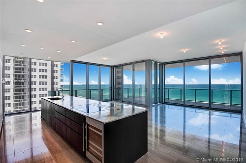 Квартира в Майами, США, 210 м2 фото 1