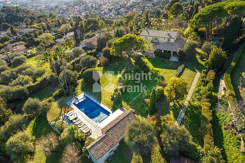 Вилла в Мужене, Франция, 400 м2 фото 1