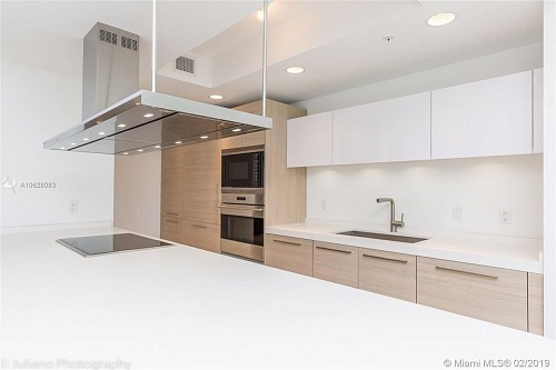 Квартира в Майами, США, 210 м2 фото 1