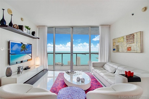 Квартира в Майами, США, 130 м2 фото 1
