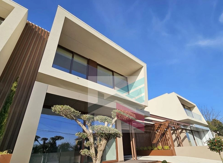 Дом в Браге, Португалия, 228 м2