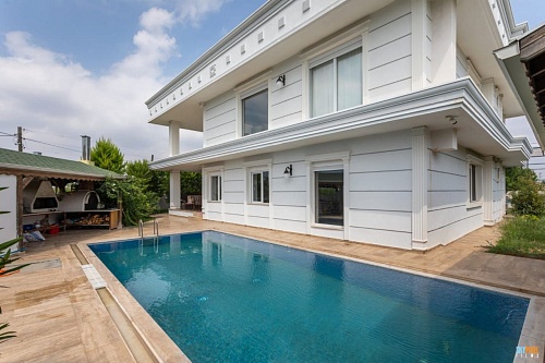Вилла в Анталии, Турция, 600 м2 фото 1