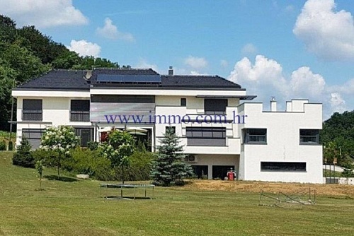 Дом в Тухельске Топлице, Хорватия, 700 м2 фото 1