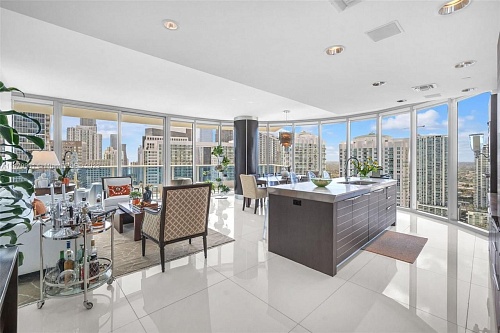 Квартира в Майами, США, 140 м2 фото 1
