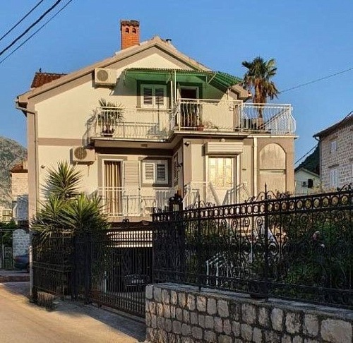 Дом в Которе, Черногория, 150 м2 фото 1