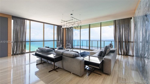 Квартира в Майами, США, 440 м2 фото 1