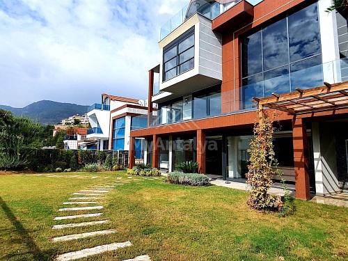 Вилла в Алании, Турция, 600 м2 фото 1