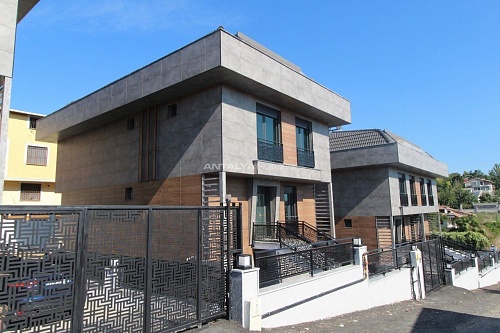 Вилла в Бейликдюзю, Турция, 328 м2 фото 1