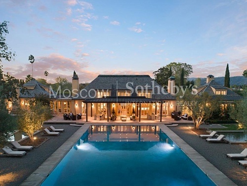 Дом в Сакраменто, США, 819 м2 фото 1