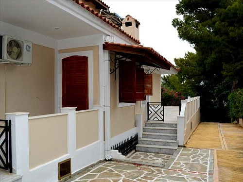 Дом в Афинах, Греция, 395 м2 фото 1