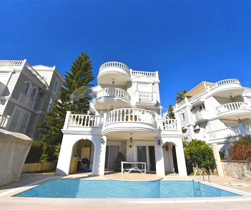 Вилла в Алании, Турция, 250 м2 фото 1