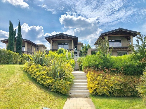Вилла у озера Гарда, Италия, 180 м2 фото 1