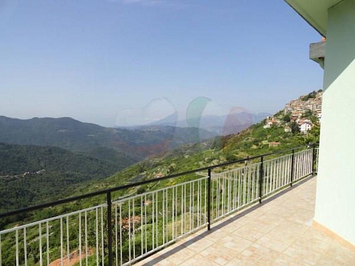 Дом в Сан-Ремо, Италия, 150 м2 фото 1