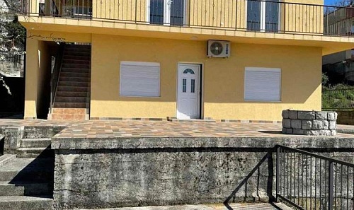 Дом в Тивате, Черногория, 105 м2 фото 1