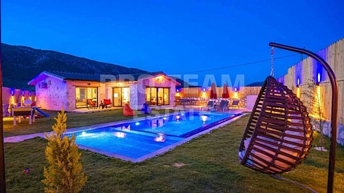 Бунгало в Каше, Турция, 250 м2 фото 1