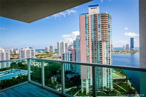 Квартира в Майами, США, 160 м2 фото 1