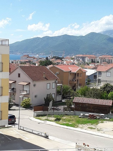 Апартаменты в Тивате, Черногория, 53 м2 фото 1