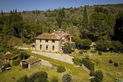 Дом в Пассиньяно-суль-Тразимено, Италия, 518.25 м2 фото 1
