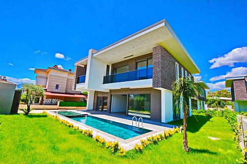 Вилла в Анталии, Турция, 300 м2 фото 1